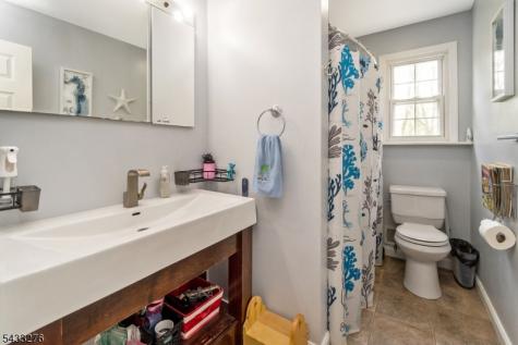 50 Buckley Hill Drive Lopatcong NJ 08865