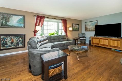 50 Buckley Hill Drive Lopatcong NJ 08865