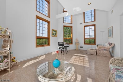 91 Frog Hollow Road Tewksbury NJ 07830