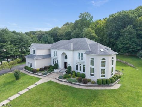 91 Frog Hollow Road Tewksbury NJ 07830