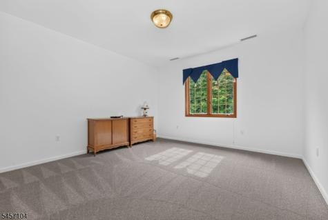 91 Frog Hollow Road Tewksbury NJ 07830