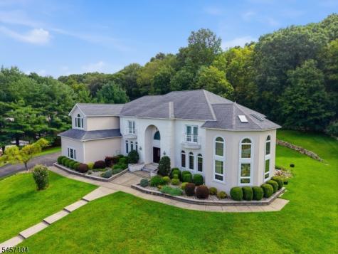 91 Frog Hollow Road Tewksbury NJ 07830