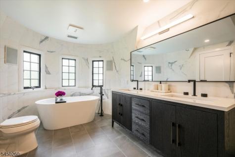495 Ridgewood Avenue Glen Ridge Boro NJ 07028