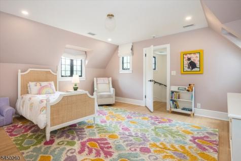 495 Ridgewood Avenue Glen Ridge Boro NJ 07028
