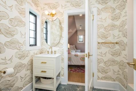 495 Ridgewood Avenue Glen Ridge Boro NJ 07028