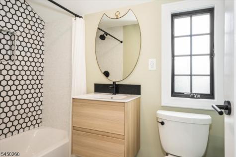 495 Ridgewood Avenue Glen Ridge Boro NJ 07028