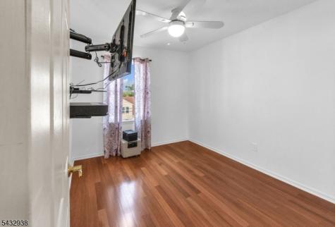 69 N 4th Street Paterson NJ 07522