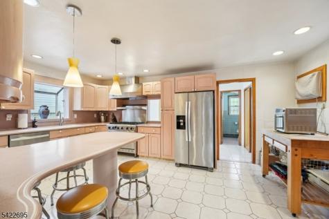 151 Arlington Boulevard North Arlington NJ 07031