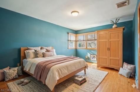 151 Arlington Boulevard North Arlington NJ 07031