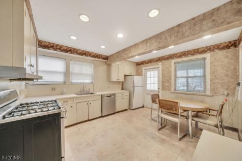 865 Livingston Road Elizabeth NJ 07208