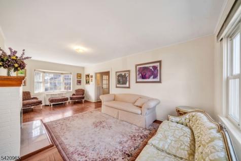 865 Livingston Road Elizabeth NJ 07208