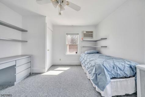 865 Livingston Road Elizabeth NJ 07208