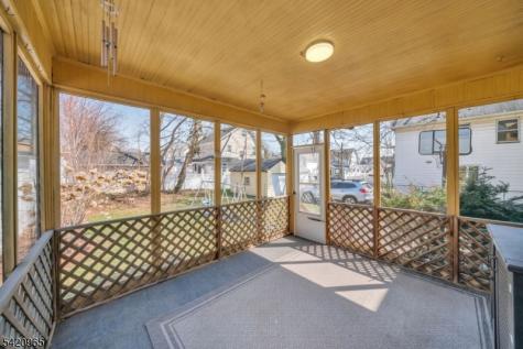 865 Livingston Road Elizabeth NJ 07208