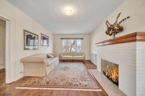865 Livingston Road Elizabeth NJ 07208