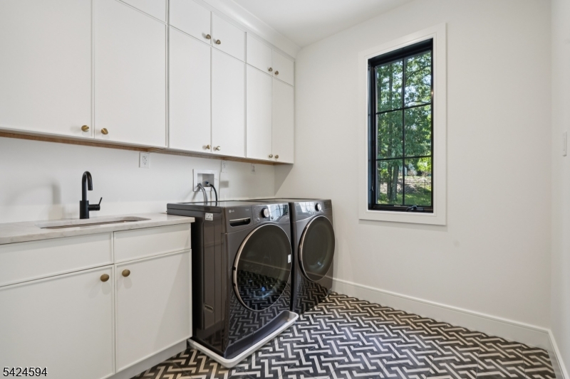 2 Heather Lane Scotch Plains NJ 07076