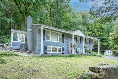 81 Academy Street Califon NJ 07830