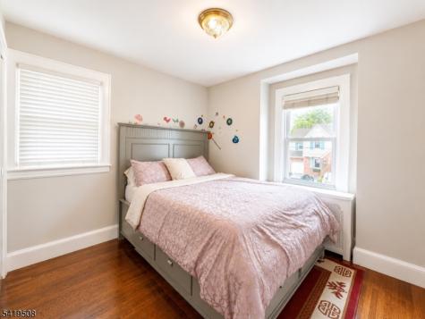 569 Monroe Place Ridgefield NJ 07657