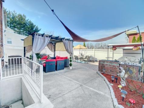 569 Monroe Place Ridgefield NJ 07657