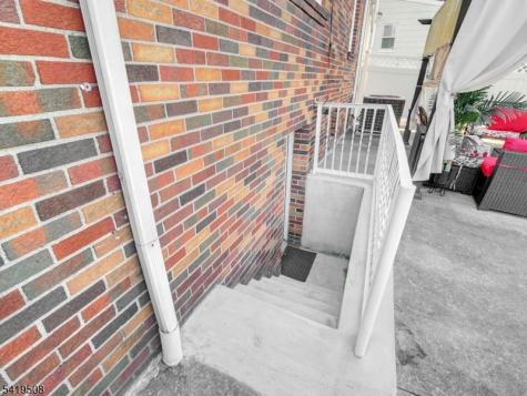 569 Monroe Place Ridgefield NJ 07657