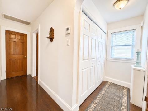 569 Monroe Place Ridgefield NJ 07657