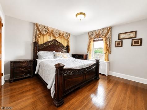 569 Monroe Place Ridgefield NJ 07657