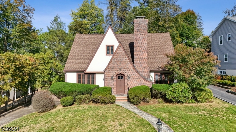 10 Randolph Place Verona NJ 07044