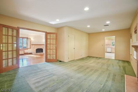 10 Randolph Place Verona NJ 07044