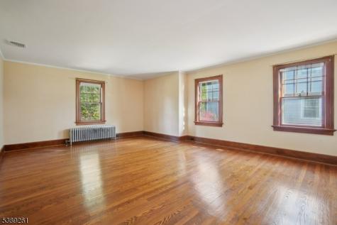 10 Randolph Place Verona NJ 07044