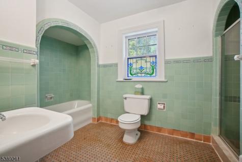 10 Randolph Place Verona NJ 07044