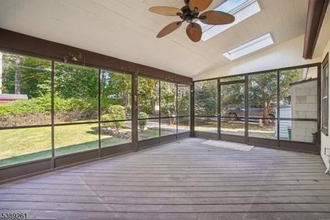 10 Randolph Place Verona NJ 07044