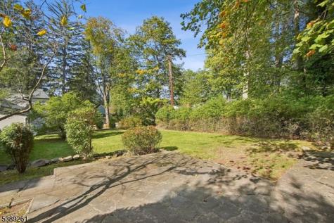 10 Randolph Place Verona NJ 07044