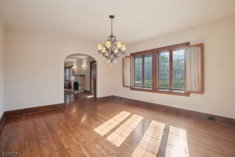 10 Randolph Place Verona NJ 07044