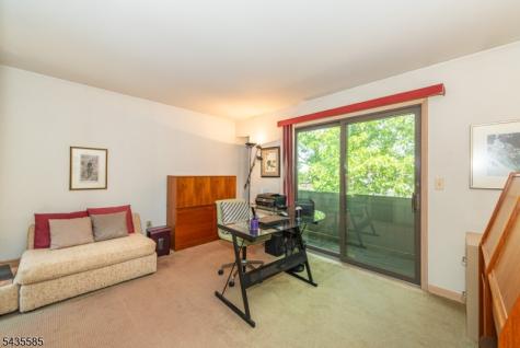 15 Wilshire Drive Sparta NJ 07871