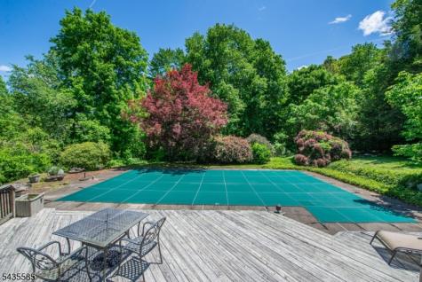 15 Wilshire Drive Sparta NJ 07871