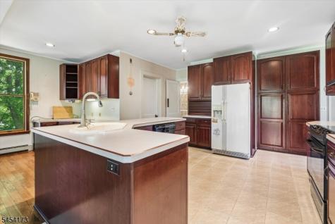 9 Linwood Avenue Newton NJ 07860