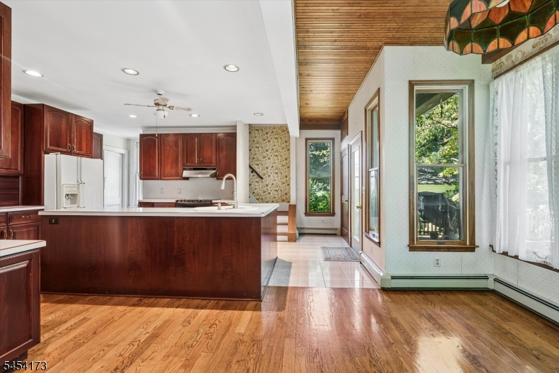 9 Linwood Avenue Newton NJ 07860