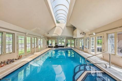 1 Brighton Court Livingston NJ 07039