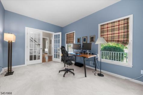 15 Austin Hill Road Clinton NJ 08809