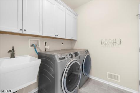 15 Austin Hill Road Clinton NJ 08809