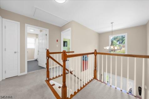 15 Austin Hill Road Clinton NJ 08809