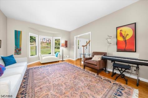 15 Austin Hill Road Clinton NJ 08809