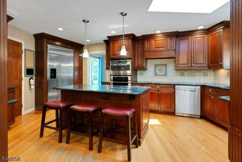 21 Decker Lane Boonton NJ 07005