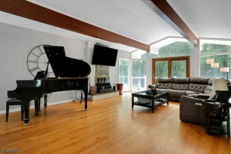 21 Decker Lane Boonton NJ 07005