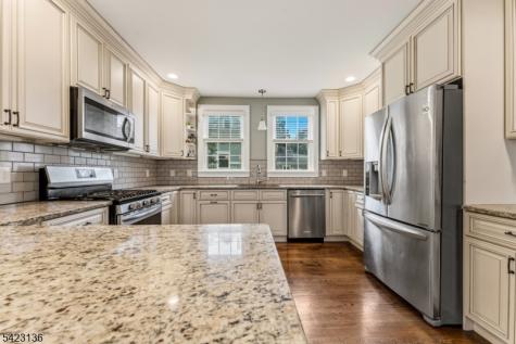 420 Mountainview Terrace Dunellen NJ 08812