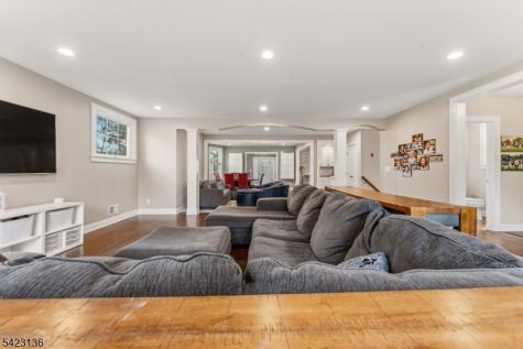 420 Mountainview Terrace Dunellen NJ 08812