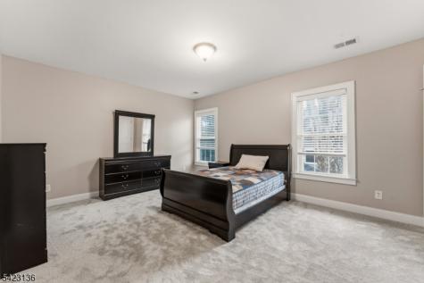 420 Mountainview Terrace Dunellen NJ 08812