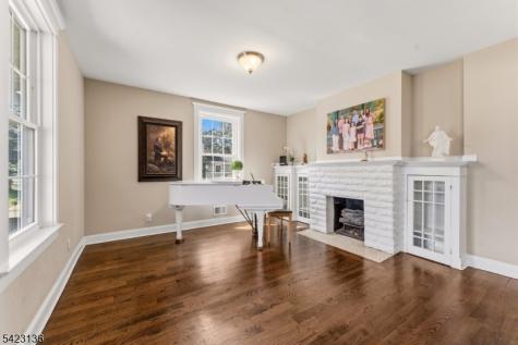 420 Mountainview Terrace Dunellen NJ 08812