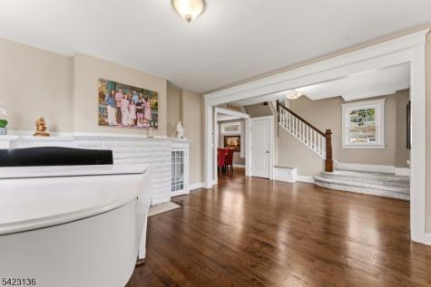 420 Mountainview Terrace Dunellen NJ 08812