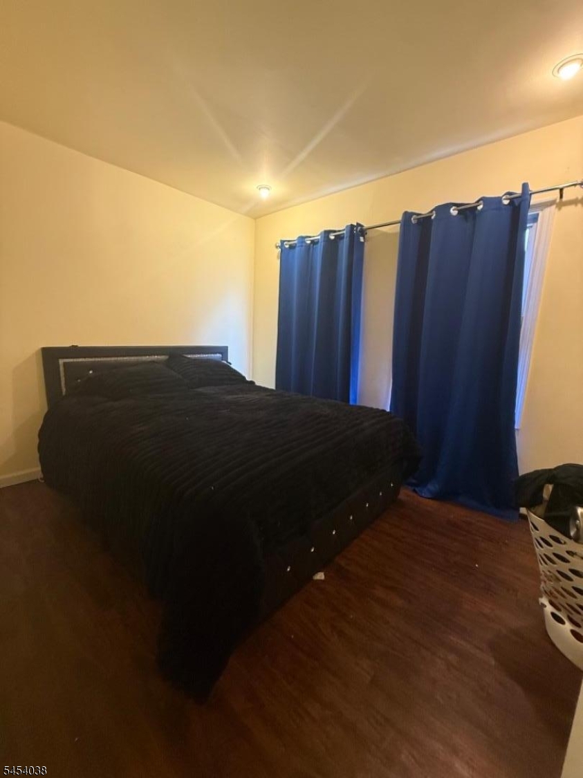 834 Rebecca Place Elizabeth NJ 07201