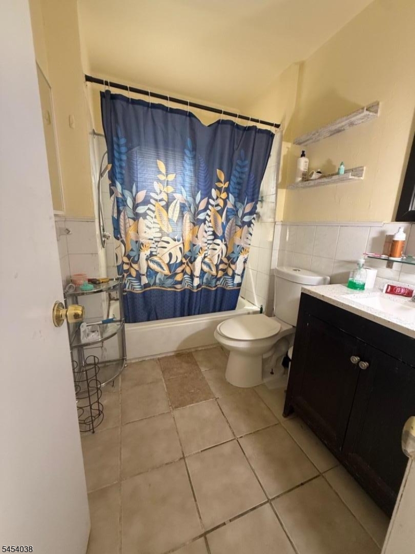 834 Rebecca Place Elizabeth NJ 07201